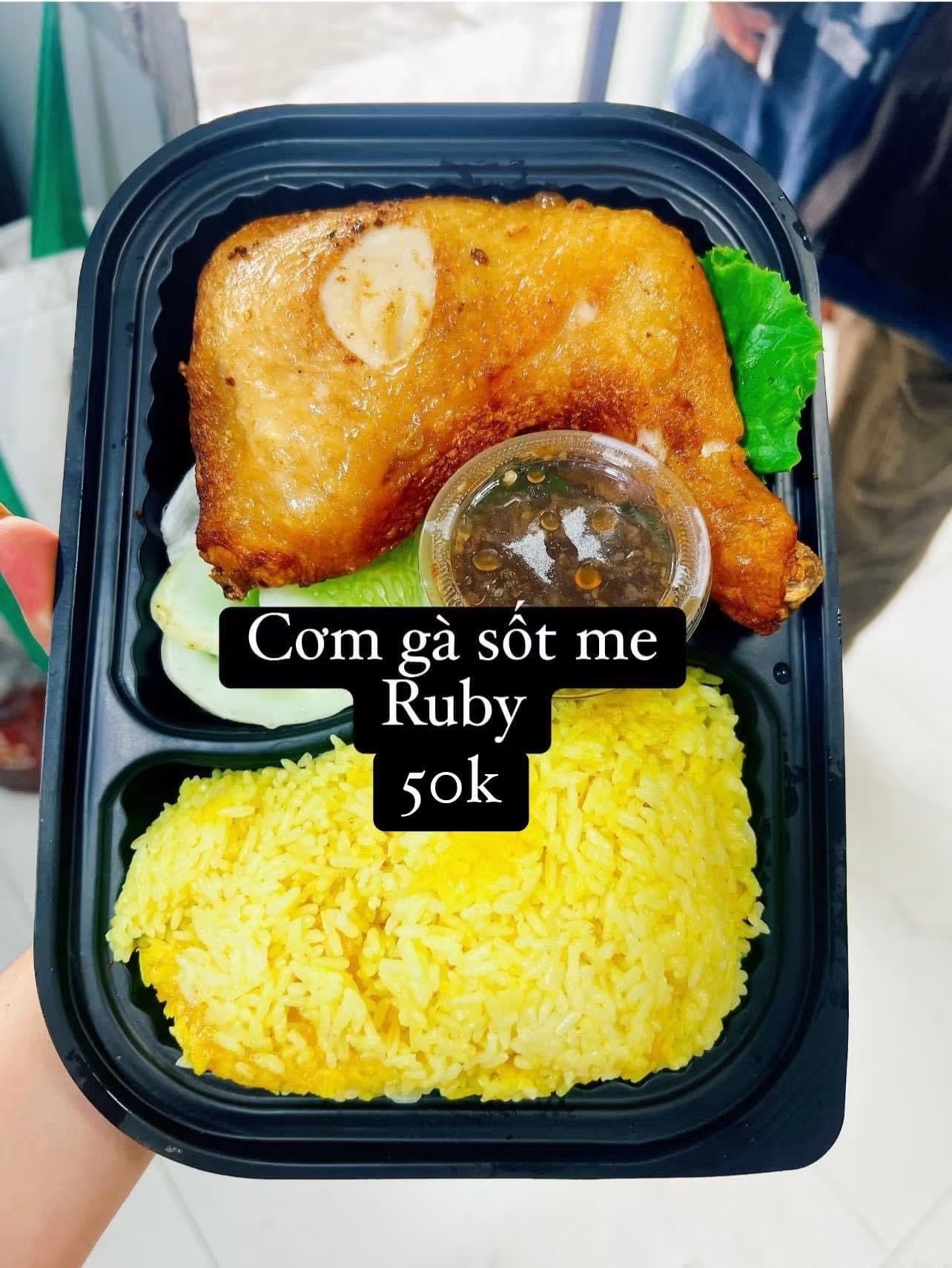 Cơm gà sốt me