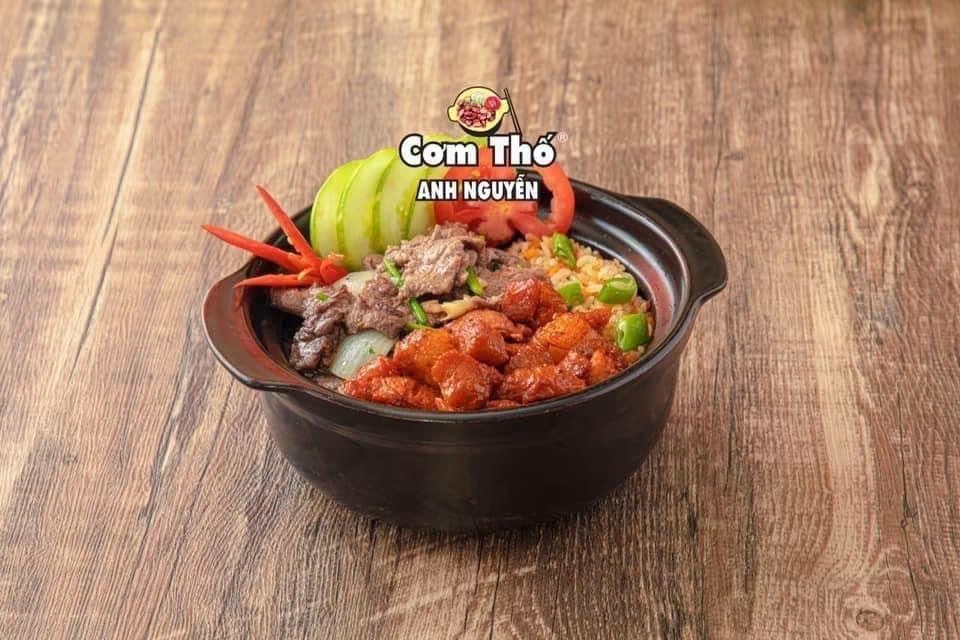 Cơm thố bò + gà