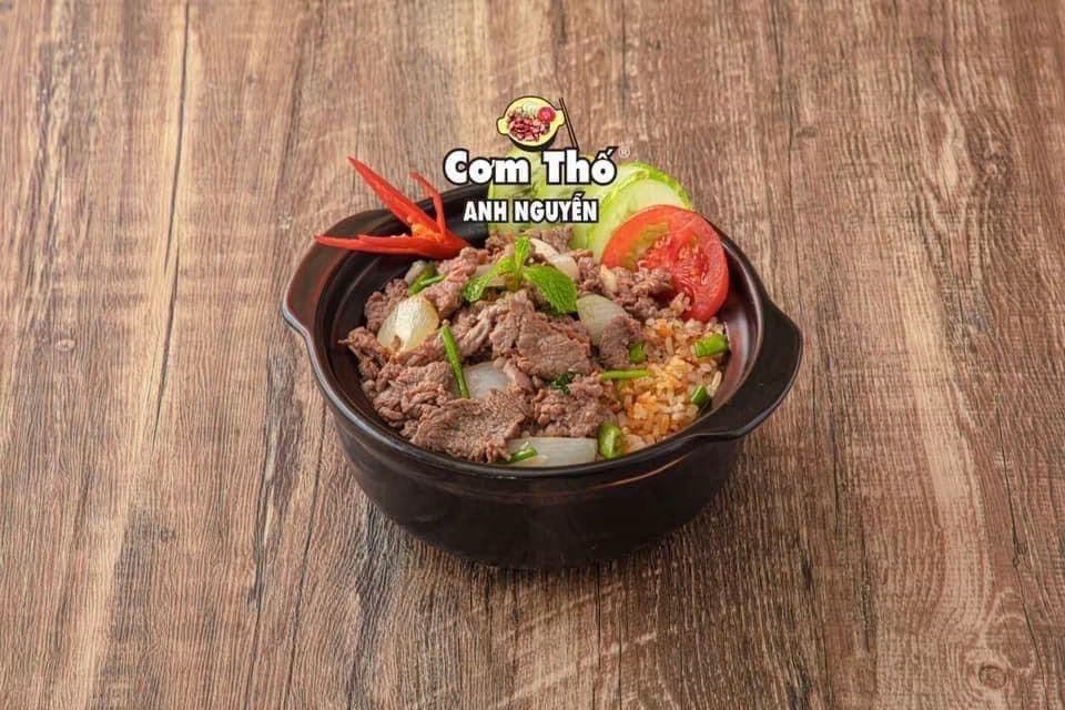 Cơm thố bò