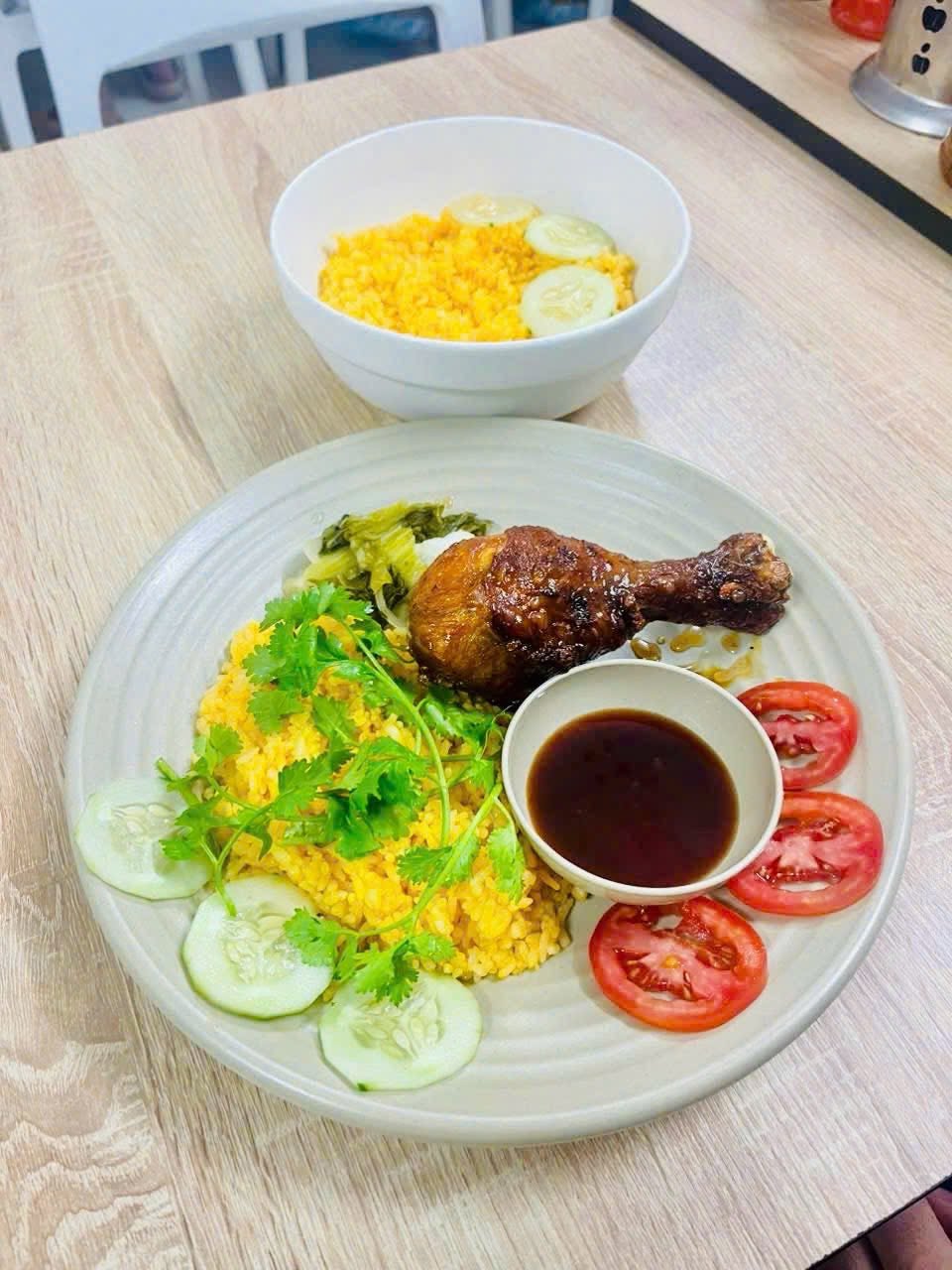 Cơm gà phúc ký