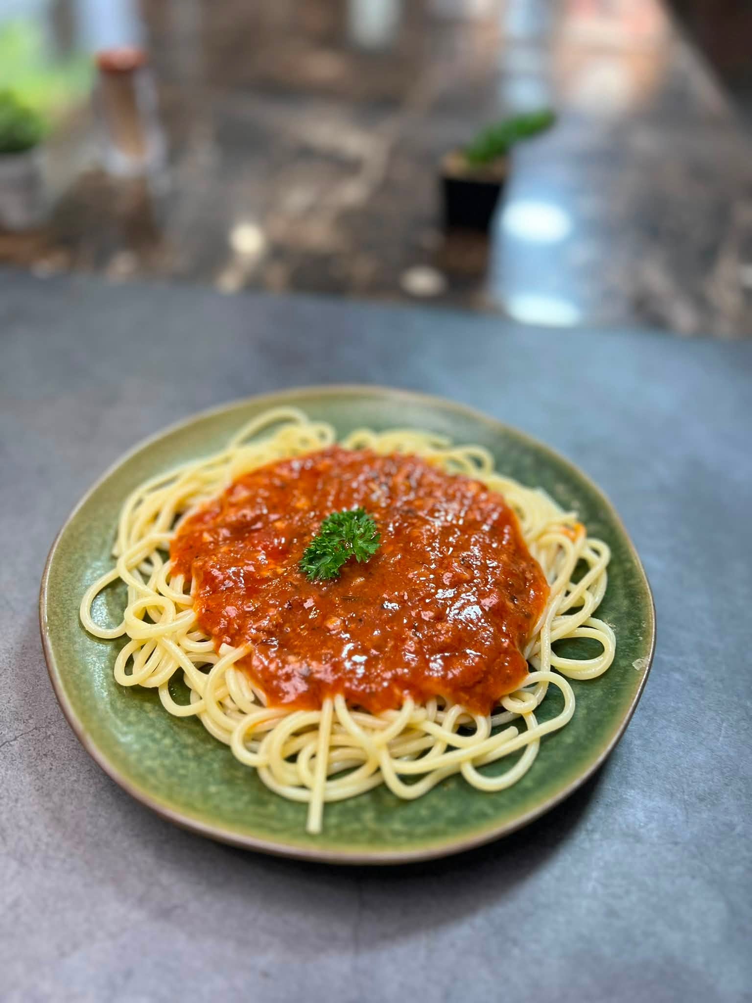 Mì ý sốt bò bằm