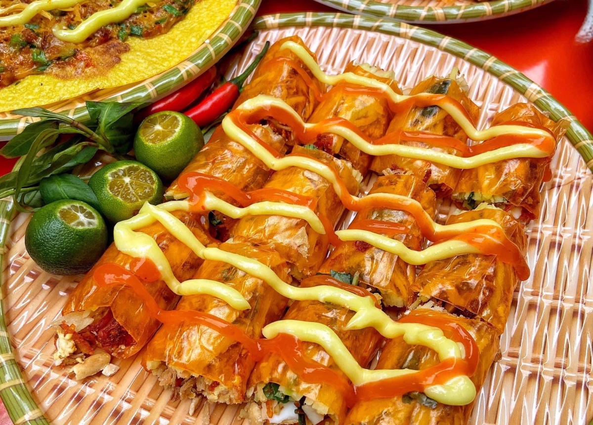 Bánh tráng cuộn